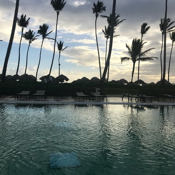 Meet your Posher, Heather - Picture 2 of 3